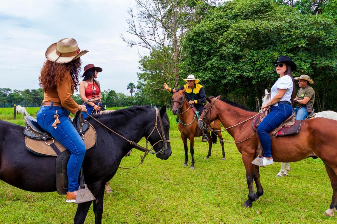 Hotel Campestre La Potra Apiay المظهر الخارجي الصورة